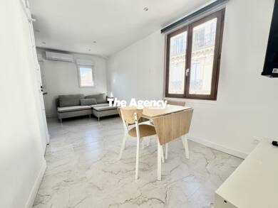 Appartement à vendre 135 000 € 2 pièces 1 chambre 31 m² Dernier étage, Étage 4/4 Opéra Marseille 1er 13001