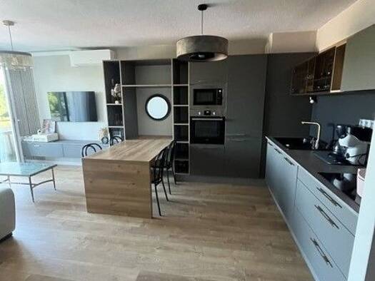 Appartement à louer 790 € 3 pièces 2 chambres 51,1 m² Étage 2/2 Blaye 33390