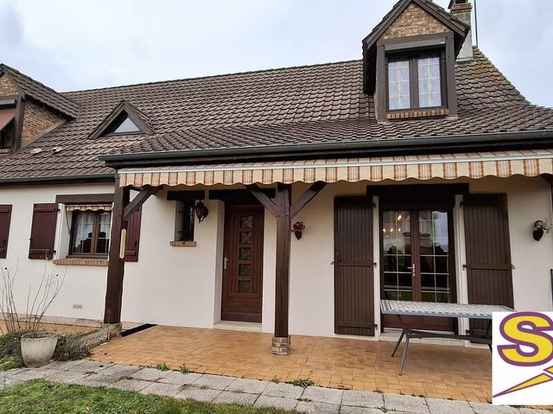 Maison à vendre, 146m², FERRIERES EN GATINAIS