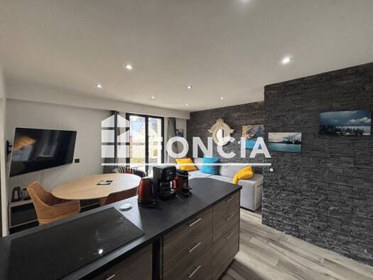 Appartement à louer 766 € 2 pièces 1 chambre 38,51 m² RDC Saint-André-des-Eaux 44117