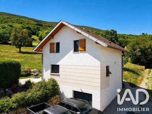 Maison à vendre 525 000 € 4 pièces 3 chambres 93 m² 417 m² de terrain Savigny 74520