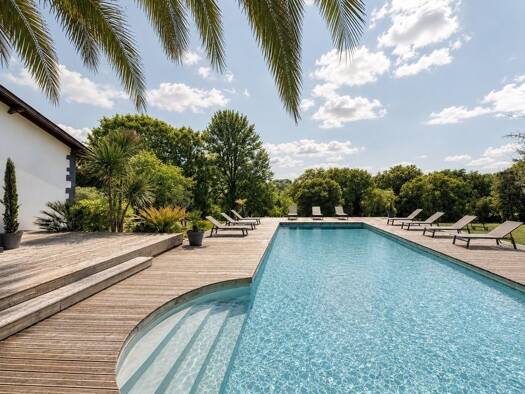 Maison à vendre 1 050 000 € 12 pièces 4 chambres 408 m² 72 356 m² de terrain Peyrehorade 40300