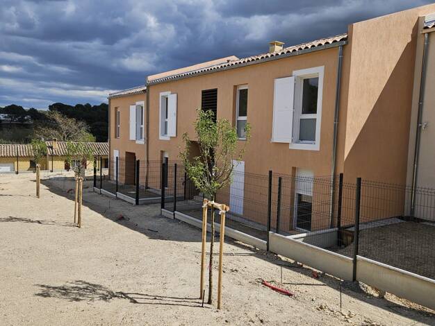 Appartement à vendre - neuf 299 000 € 4 pièces 3 chambres 92,6 m² Zone Urbaine Lambesc 13410