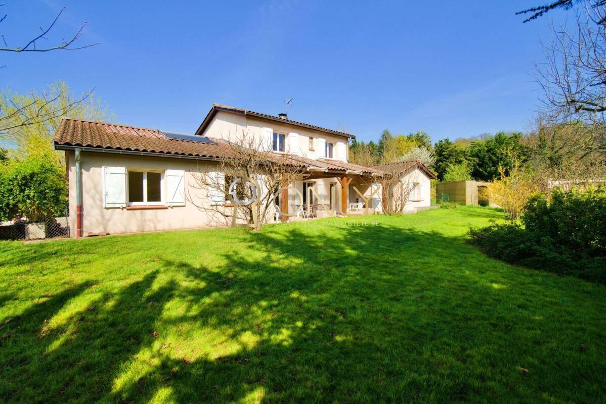 Maison à vendre, 176m², SAINT DIDIER DE FORMANS