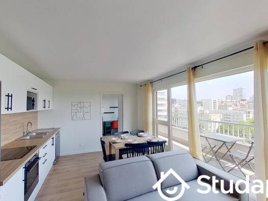 Colocation à louer 885 € 1 pièce 1 chambre 9 m² 5ème étage Parc-La Boule- Champs Pierreux Nanterre 92000