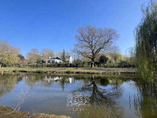 Villa à vendre 995 000 € 6 pièces 5 chambres 342 m² 20 000 m² de terrain Prémesques 59840