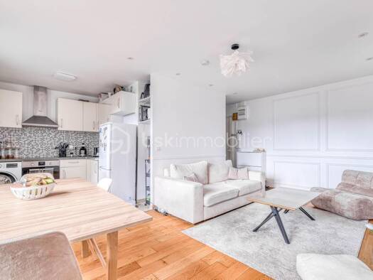 Appartement à vendre 149 500 € 2 pièces 1 chambre 42,43 m² Étage 3/6 Briand Villeparisis 77270
