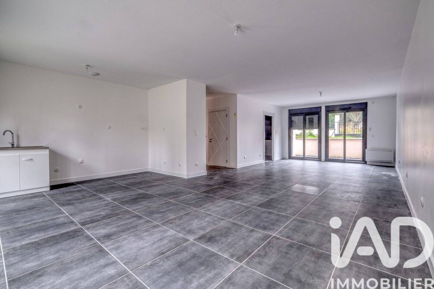 Maison à vendre, 143m², VILLENEUVE SUR BELLOT