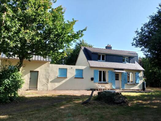 Maison à vendre 187 000 € 3 pièces 3 chambres 101 m² 1 990 m² de terrain Kerfourn 56920