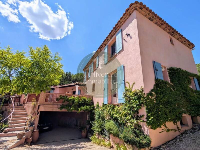 Maison à vendre, 180m², CUGES LES PINS
