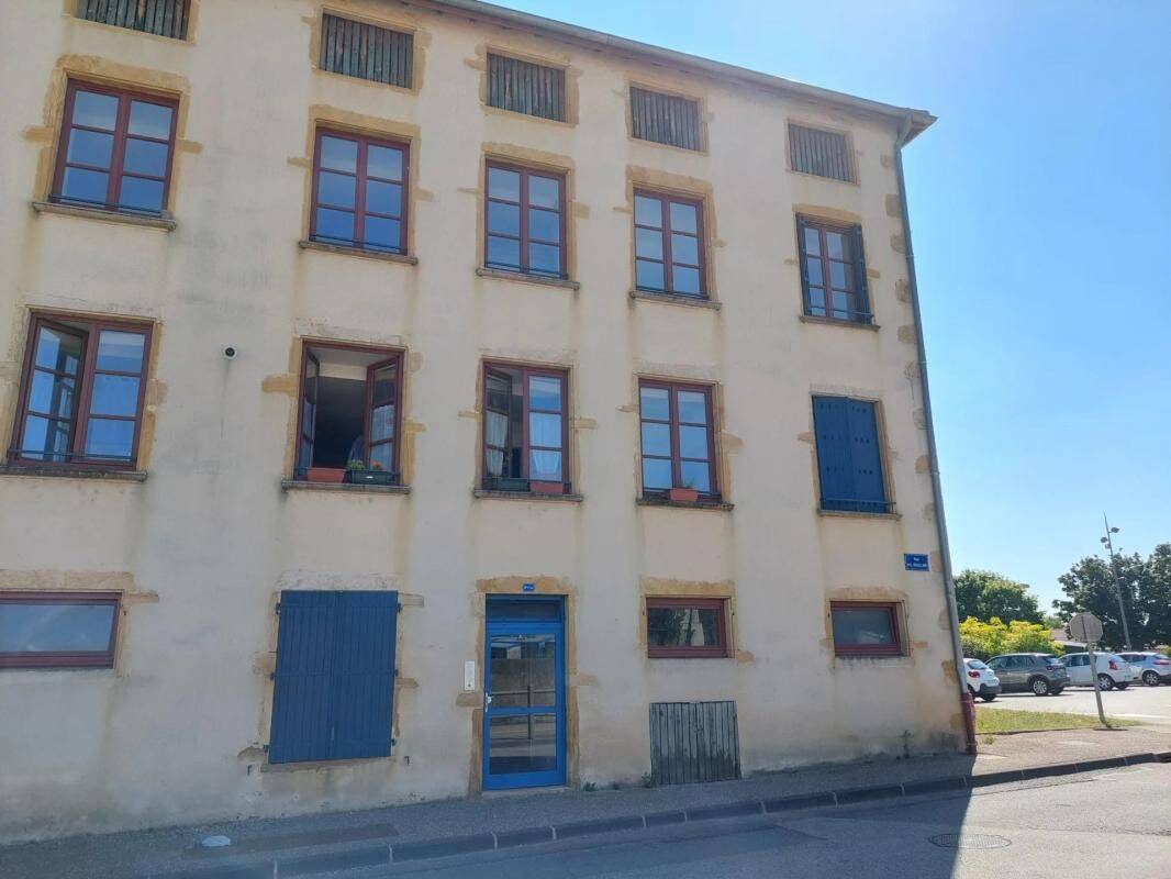 Maison à louer, 66m², SAINT NIZIER SOUS CHARLIEU