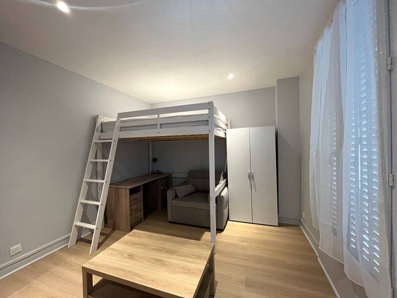 Maison à louer, 17m², CLICHY