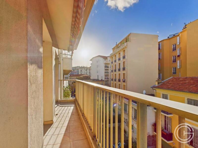 Maison à louer, 66m², NICE