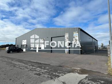 Local commercial à louer 2 200 € 399 m² de surface de vente Soullans 85300