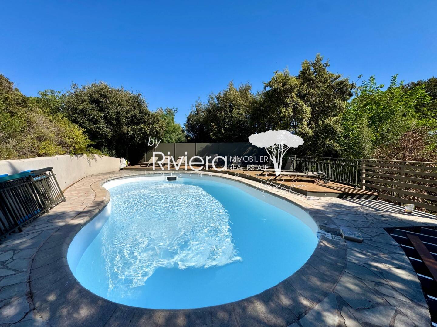 Maison à vendre, 126m², LA CROIX VALMER