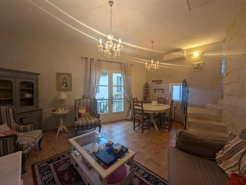 Maison à louer, 72m², UZES