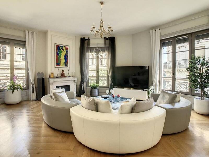 Maison à louer, 153m², LYON 2E