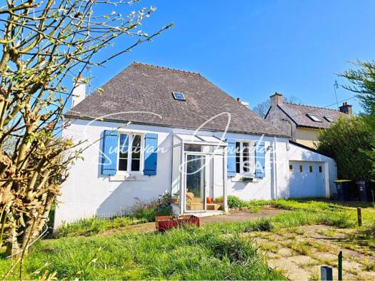 Maison de plain-pied à vendre 148 900 € 4 pièces 2 chambres 66 m² 719 m² de terrain Plourin-lès-Morlaix 29600