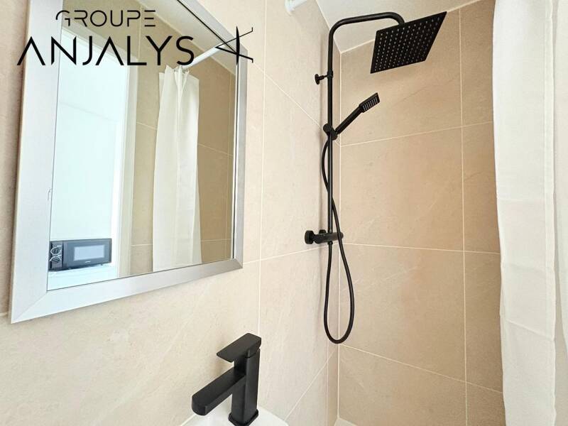 Maison à louer, 14m², LYON 8E