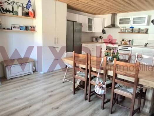 Maison à vendre 229 900 € 4 pièces 2 chambres 76,91 m² Saint-Ferréol 74210