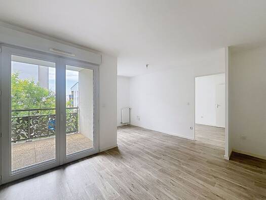 Appartement à vendre 155 250 € 2 pièces 1 chambre 40,54 m² Étage 2/4 La Brosse-Sorges Les Ponts-de-Cé 49130