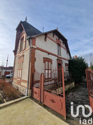 Maison à vendre 149 500 € 5 pièces 4 chambres 110 m² 478 m² de terrain Sainte-Geneviève-des-Bois 45230