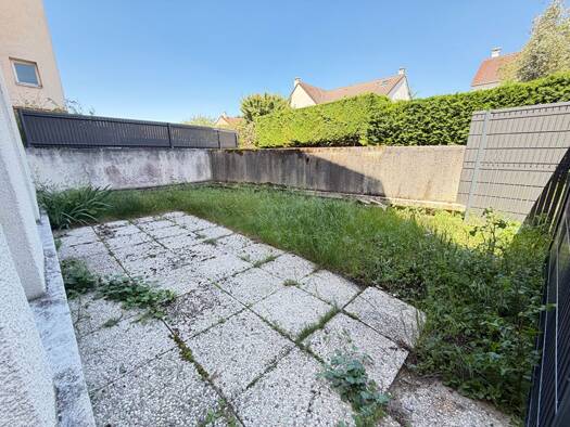 Appartement à vendre 220 500 € 3 pièces 2 chambres 64,79 m² RDC Les Champs Guillaume Cormeilles-en-Parisis 95240