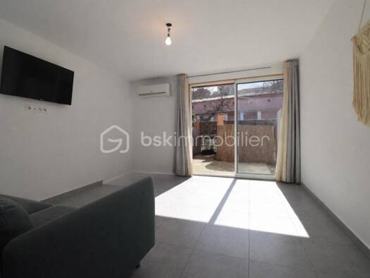 Appartement à vendre 82 000 € 1 pièce 22 m² RDC/1 La Valbarelle Marseille 11ème arrondissement 13011