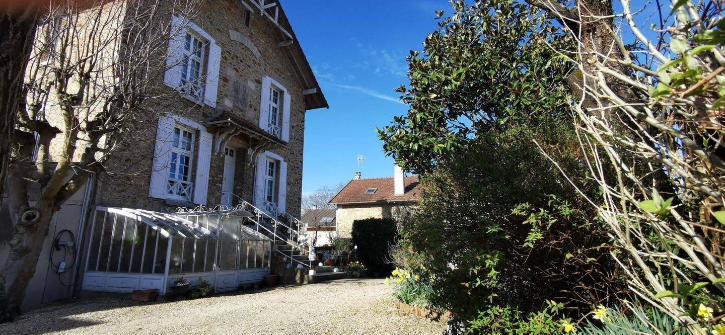Maison à vendre, 181m², MANDRES LES ROSES