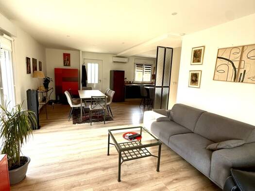 Appartement à vendre 309 000 € 4 pièces 3 chambres 104 m² RDC Centre Hospitalier Mâcon 71000