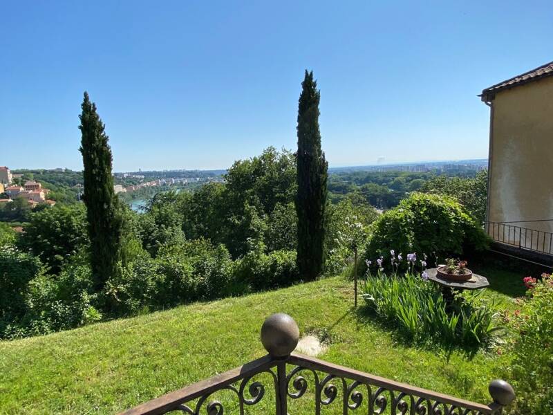 Maison à louer, 69m², LYON 4E