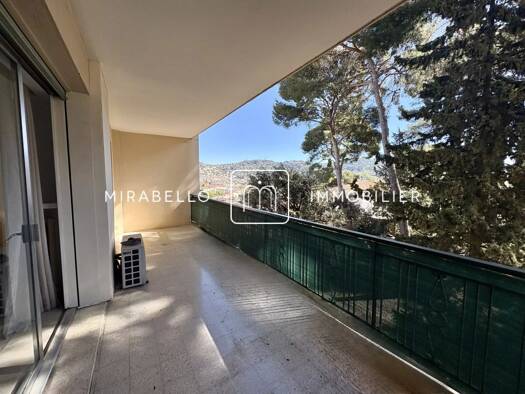 Appartement à louer 1 300 € 3 pièces 1 chambre 65 m² 1er étage Europe Le Cannet 06110