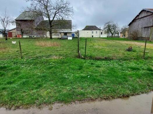 Terrain constructible à vendre 33 000 € 1 146 m² de terrain Nord Ouest Rethel 08300