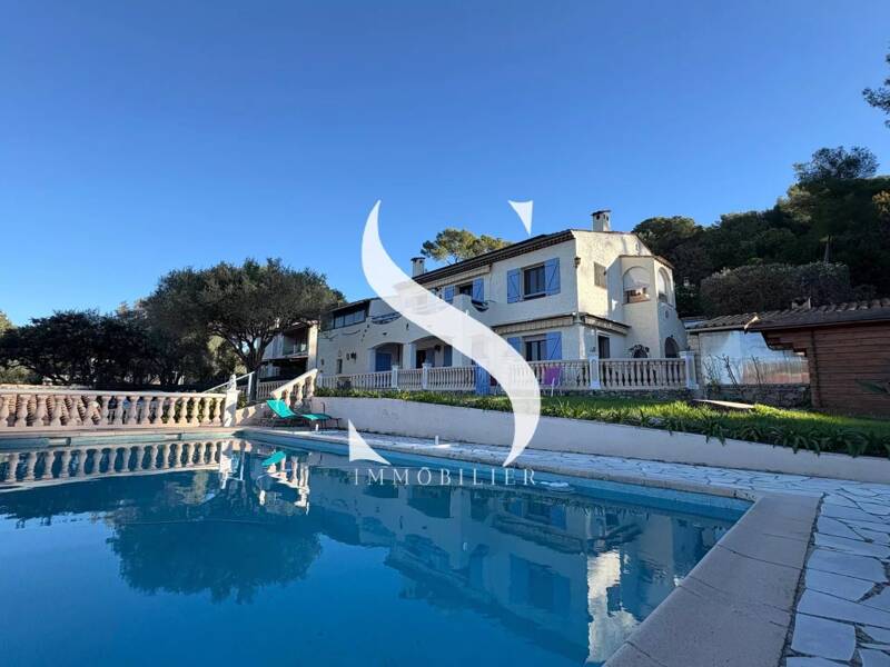 Maison à vendre, 273m², VALLAURIS