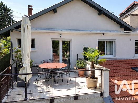 Maison à vendre 440 000 € 4 pièces 3 chambres 121,78 m² 438 m² de terrain Charlier Écully 69130
