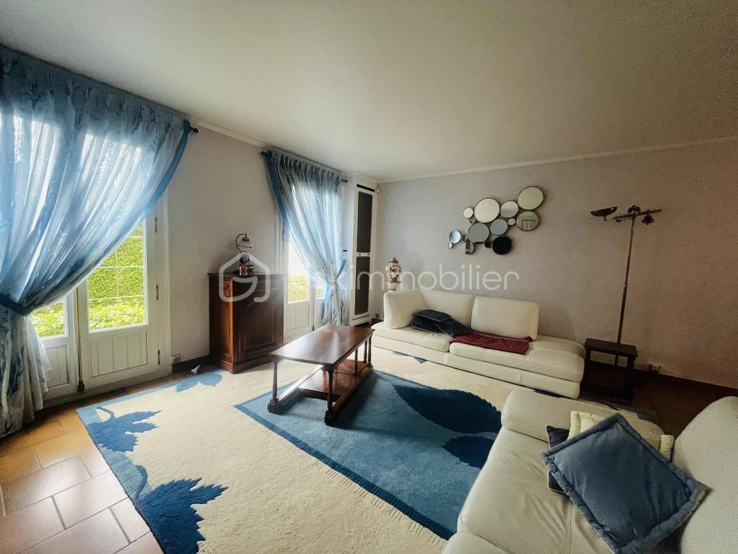 Maison à vendre, 186m², ROISSY EN BRIE