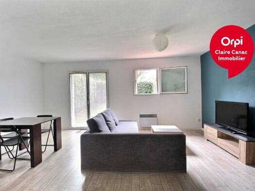 Maison à louer 810 € 3 pièces 2 chambres 76,4 m² 55 m² de terrain Lagarrigue 81090