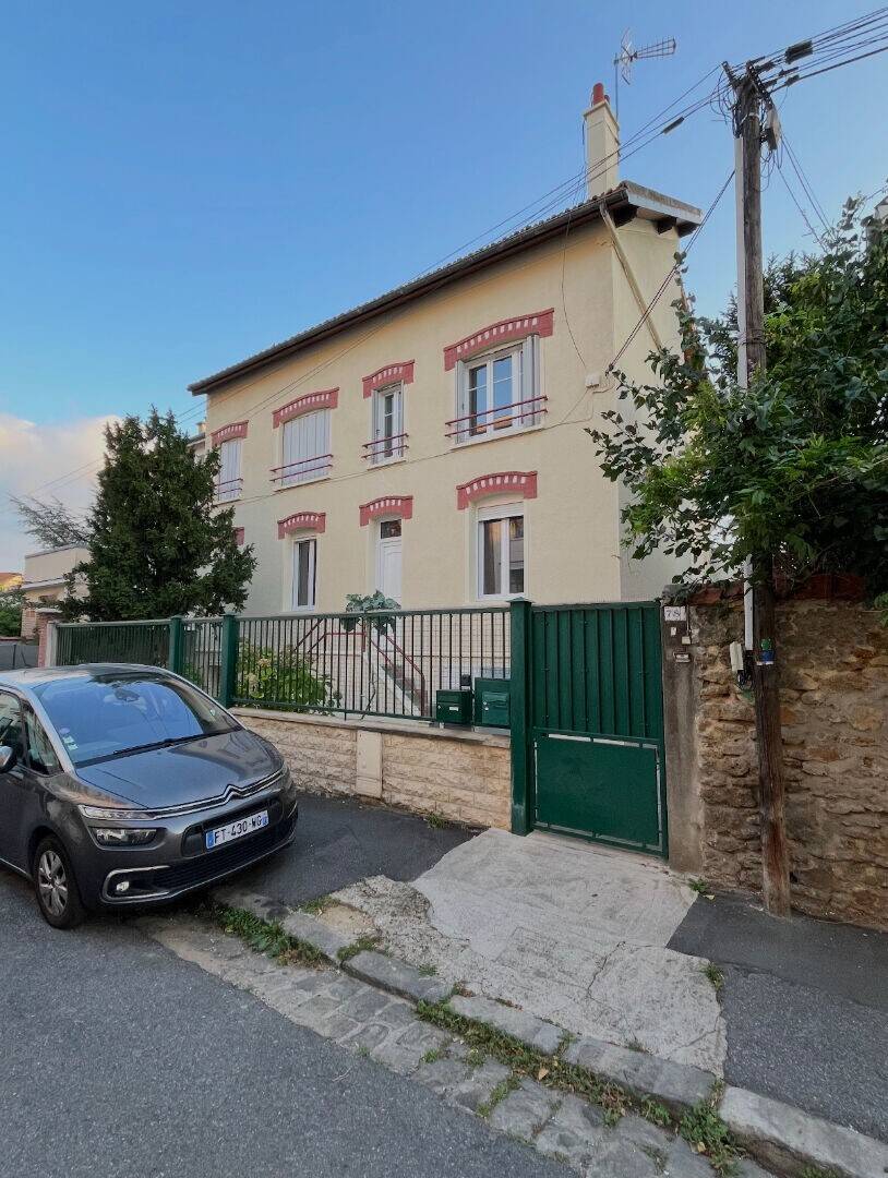 Maison à louer, 12m², SAINT MAUR DES FOSSES