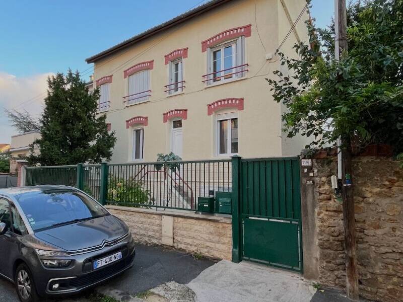 Maison à louer, 12m², SAINT MAUR DES FOSSES
