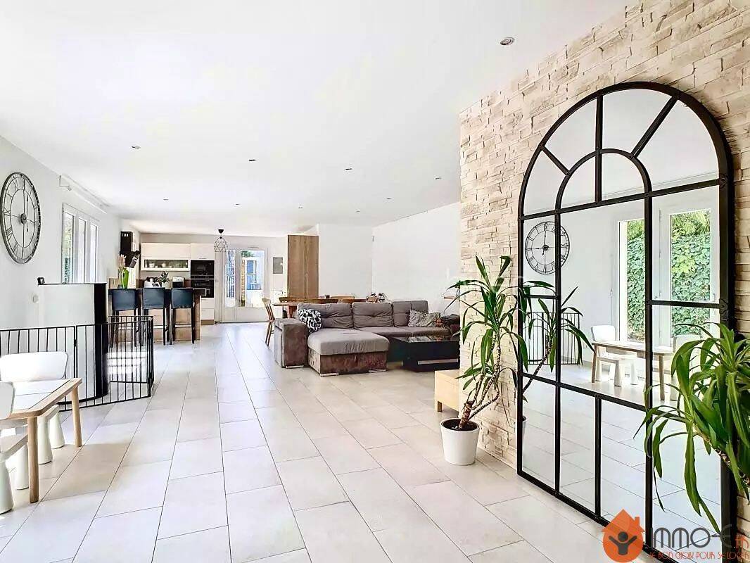 Maison à vendre, 150m², SAINT GERMAIN SUR MORIN
