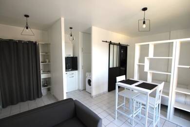Appartement à louer 535 € 1 pièce 24 m² Étage 2/4 Rechèvres-Bas Menus-Boulevard Chartres 28000