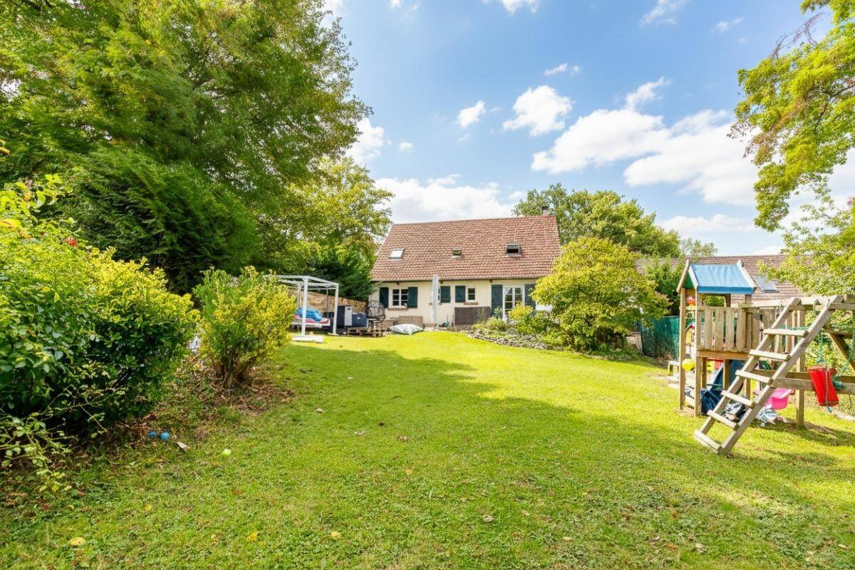 Maison à vendre, 130m², JAMBVILLE