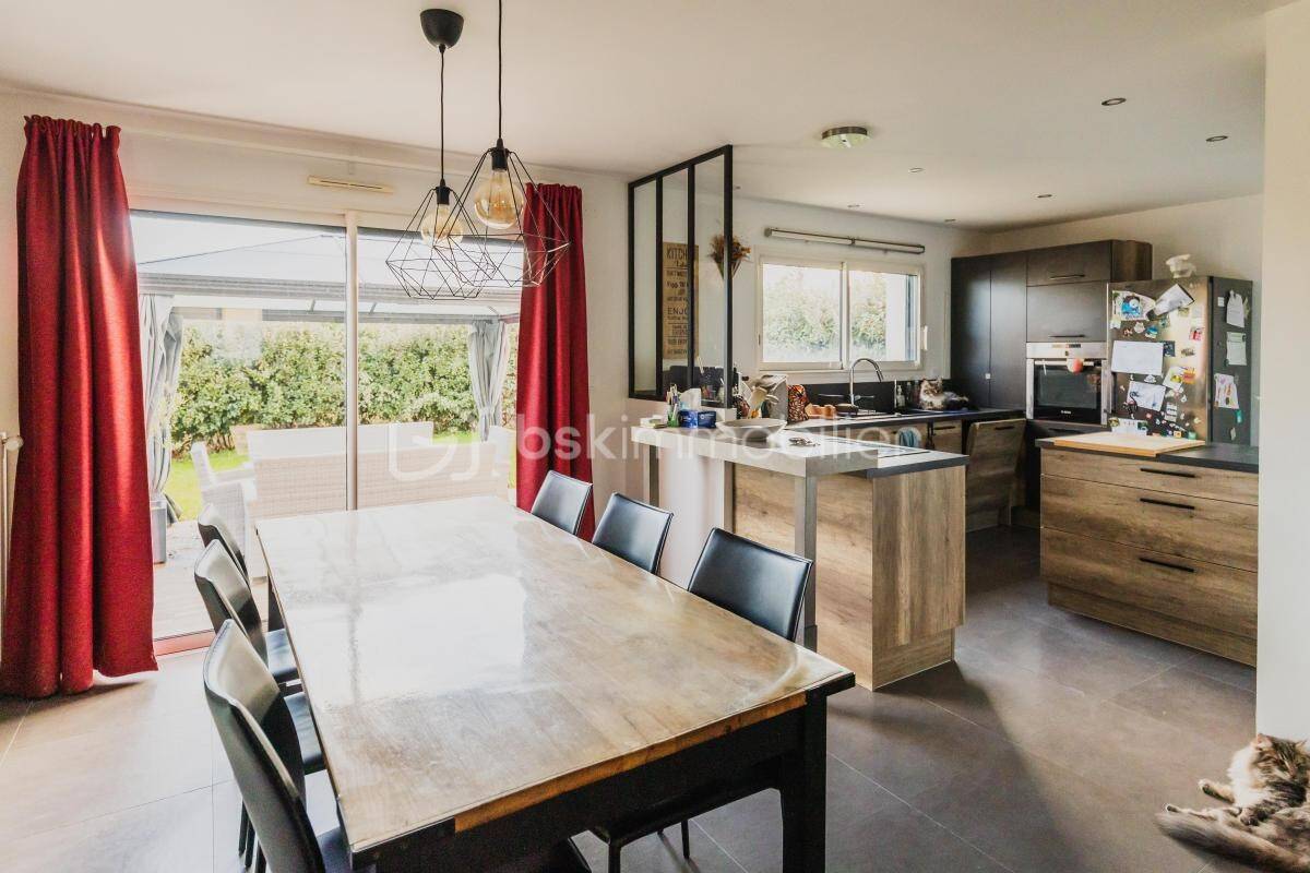 Maison à vendre, 120m², LA CHAPELLE THOUARAULT