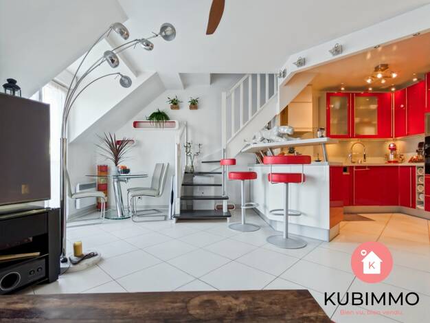 Duplex à vendre 250 000 € 3 pièces 2 chambres 60,9 m² Étage 1/1 Chanteloup-en-Brie 77600