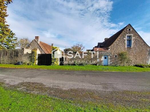 Maison à vendre 279 000 € 9 pièces 2 chambres 210 m² 7 600 m² de terrain Tauxigny-Saint-Bauld 37310