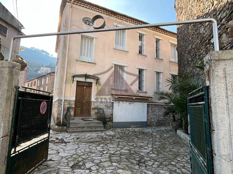 Maison à vendre, 196m², MOLIERES SUR CEZE