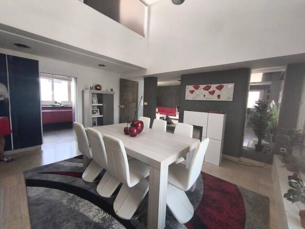 Duplex à vendre 228 000 € 5 pièces 4 chambres 190 m² Centre Ville-Faubourg Saint Lazare Maubeuge 59600