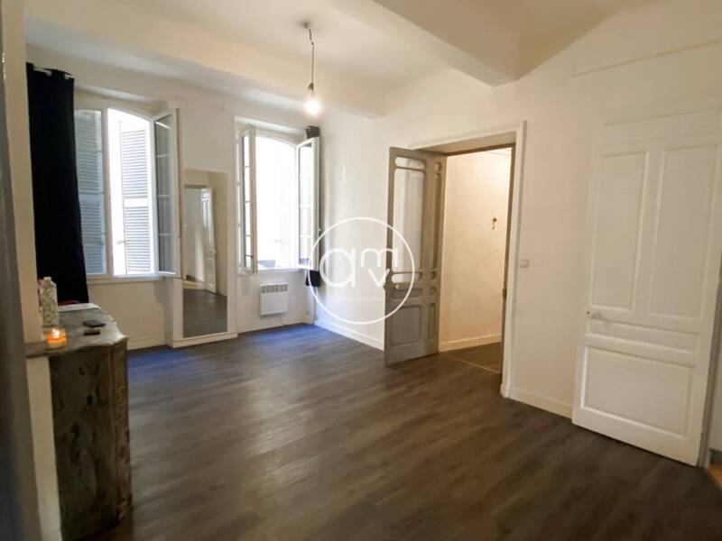 Maison à louer, 67m², HYERES