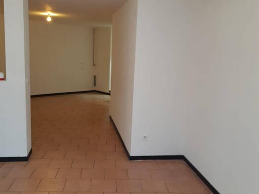 Appartement à louer - logement étudiant 650 € 1 pièce 40 m² RDC Douai 59500