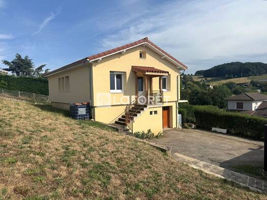 Maison à vendre 365 000 € 3 pièces 2 chambres 77 m² 817 m² de terrain Saint-Martin-en-Haut 69850